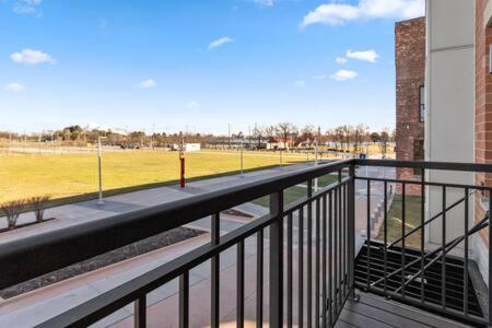 Corporate Housing By Mgm Apartment Detroit Exterior photo